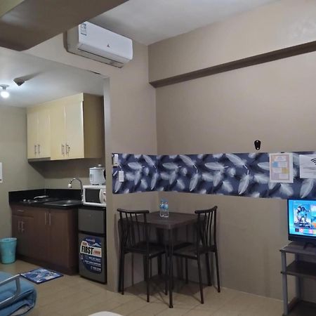 Henry'S Newport Condotel Pasay Extérieur photo