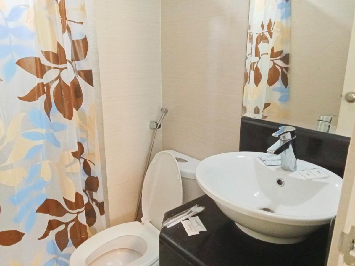 Henry'S Newport Condotel Pasay Extérieur photo