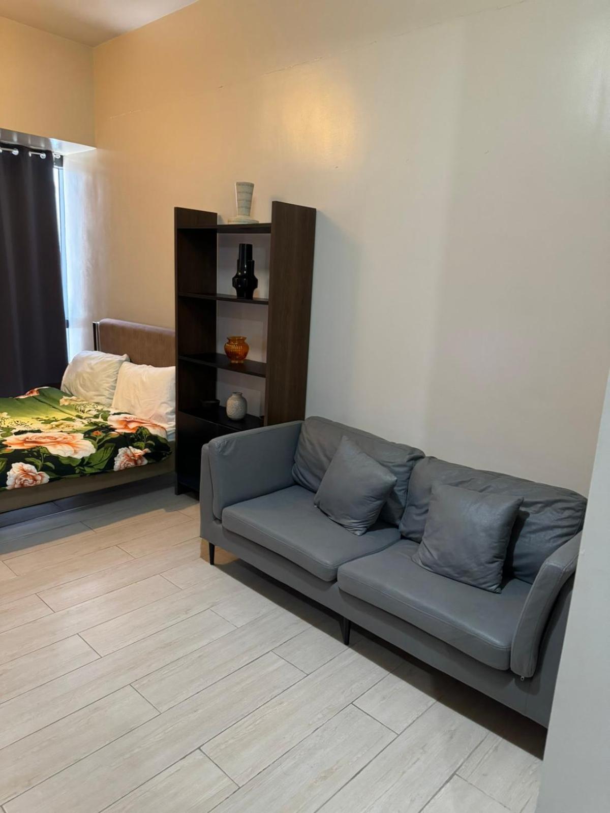 Henry'S Newport Condotel Pasay Extérieur photo