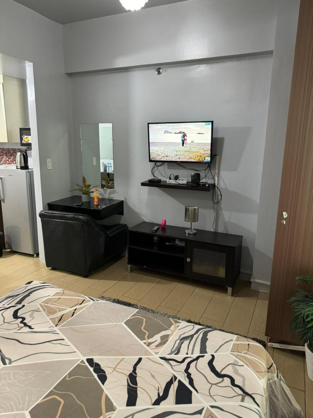Henry'S Newport Condotel Pasay Extérieur photo