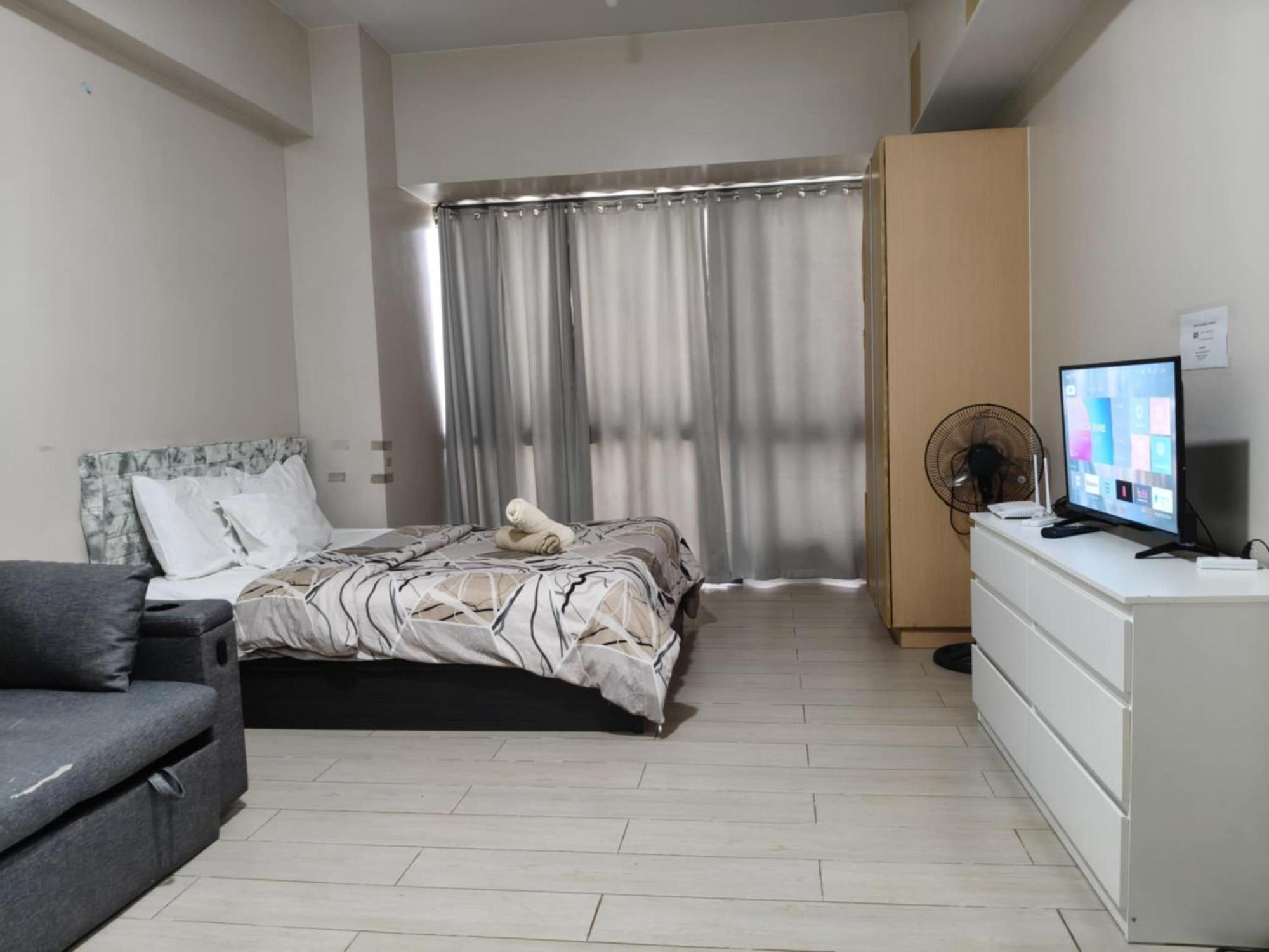 Henry'S Newport Condotel Pasay Extérieur photo